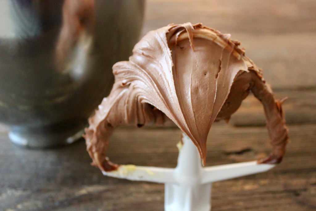 The Only Chocolate Buttercream Frosting Recipe You Need 4061